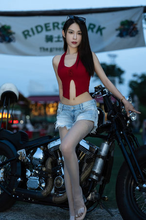 夜间一个人看的网址免费